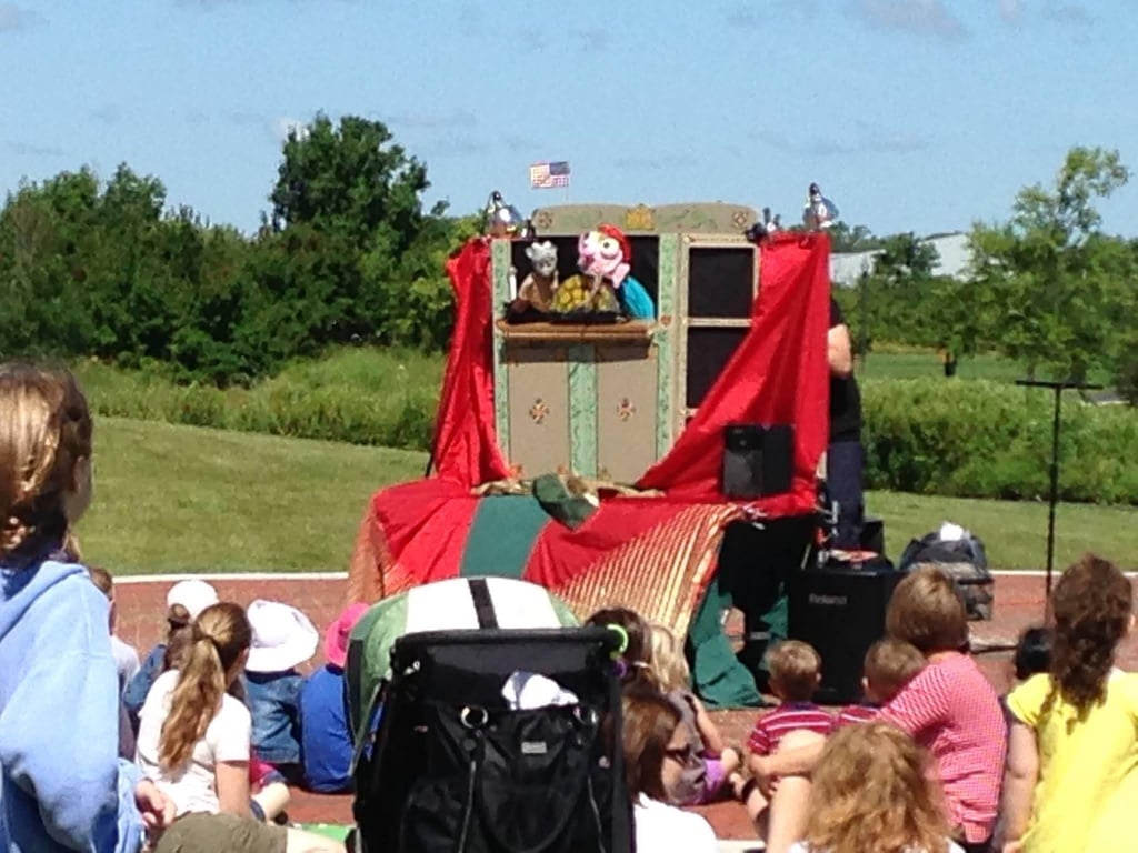 Indoor & Outdoor Events | Your Choice of Puppet Story